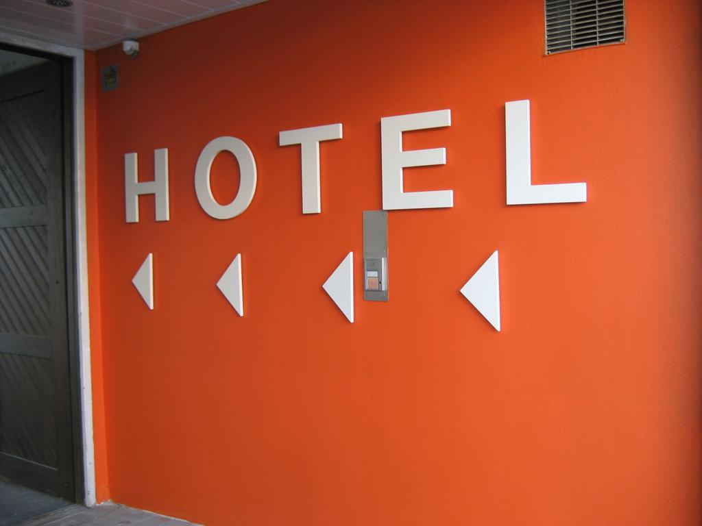 Stadthotel Guertler Amstetten Eksteriør billede