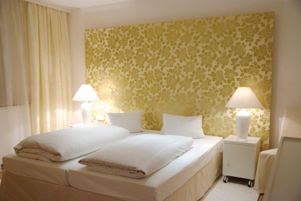 Stadthotel Guertler Amstetten Eksteriør billede